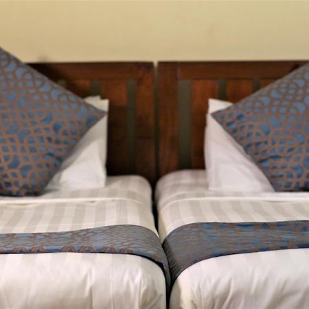Chamiachi Hotel & Apartments Bamburi Exteriér fotografie