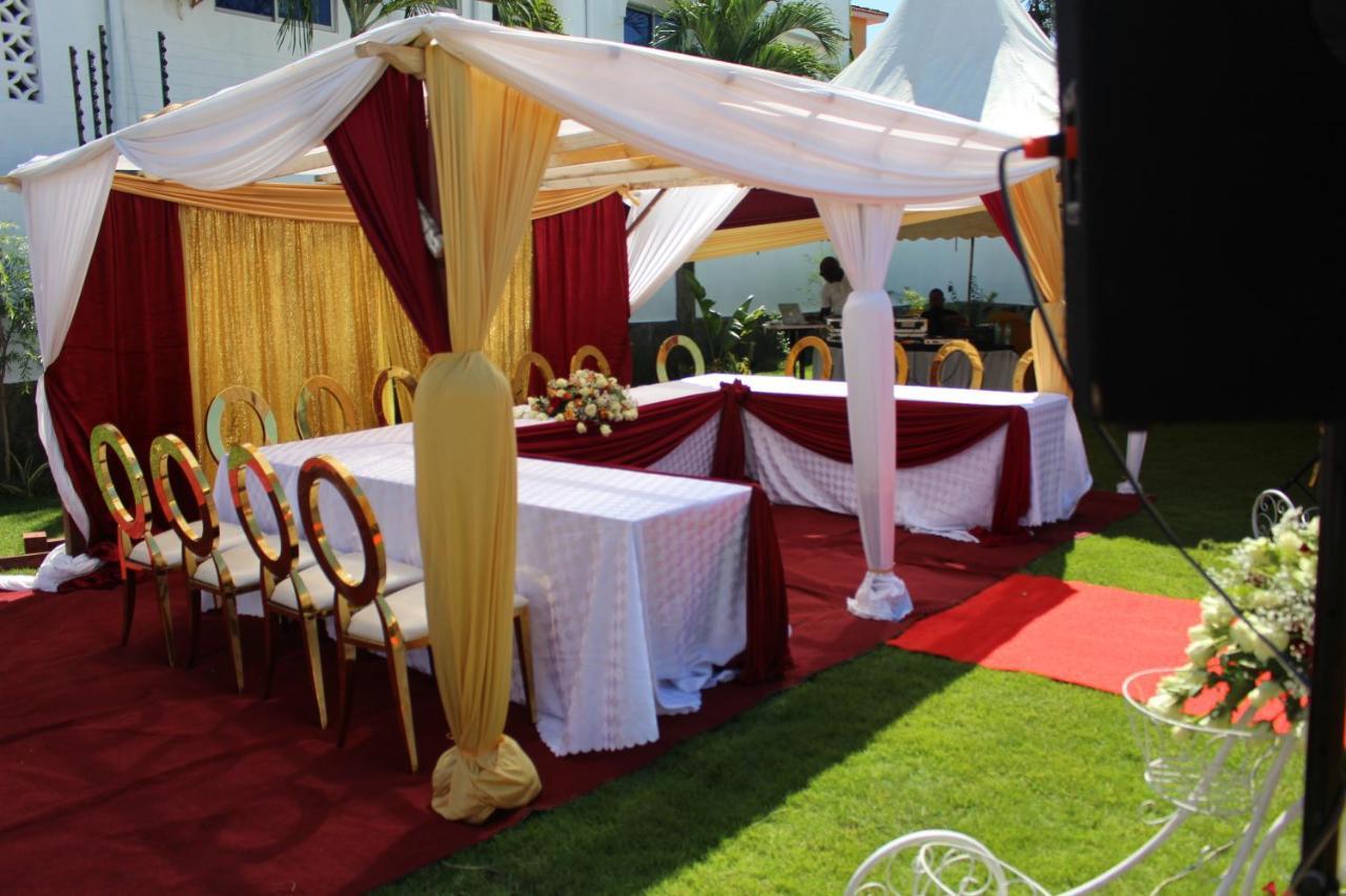 Chamiachi Hotel & Apartments Bamburi Exteriér fotografie