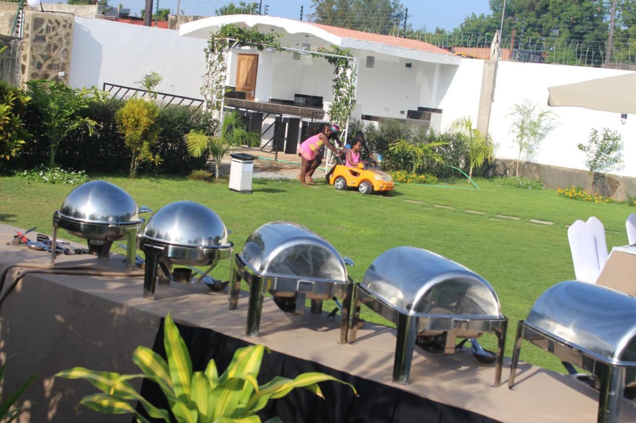 Chamiachi Hotel & Apartments Bamburi Exteriér fotografie