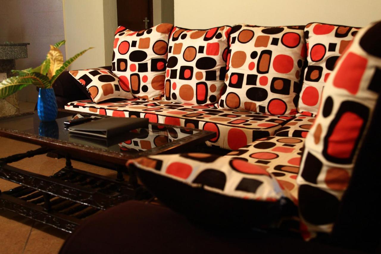 Chamiachi Hotel & Apartments Bamburi Exteriér fotografie